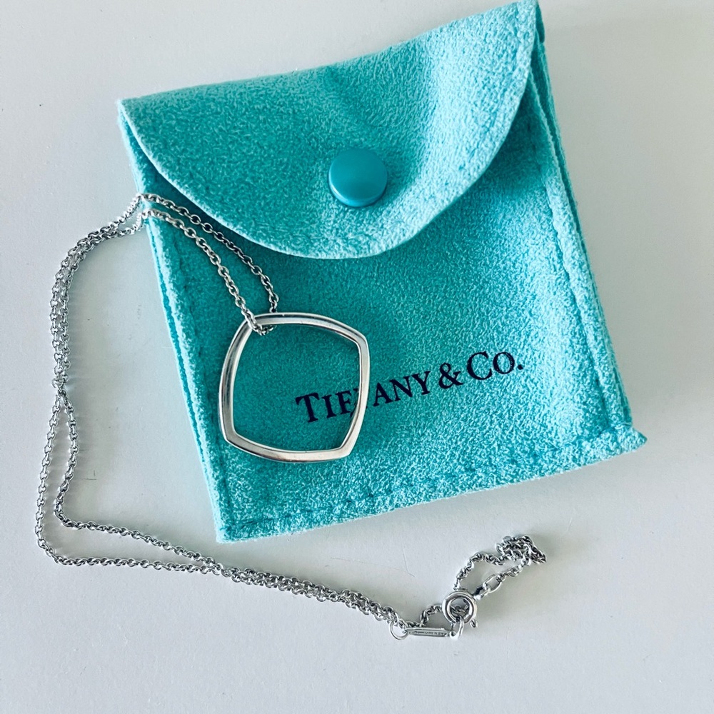 Tiffany & Co sterling pendant necklace
